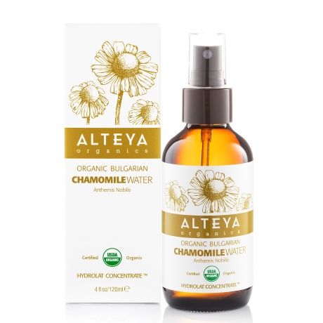 BULGAARIA KUMMELI ÕIEVESI EHK HÜDROLAAT (Anthemis Nobilis) 120 ML_looduskosmeetika_lillevesi.jpg