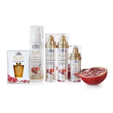 ROYAL ESSENCE NÄOHOOLDUSE KOMPLEKT