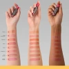 Burt's Bees Hibiscus tooninäidis (swatch) nahal.
